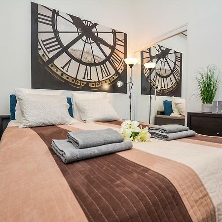 Timeless Apartment With Free Private Parking Budapest Eksteriør bilde