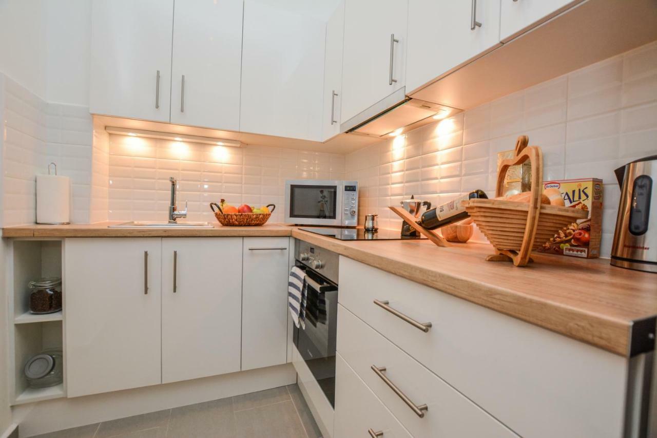 Timeless Apartment With Free Private Parking Budapest Eksteriør bilde